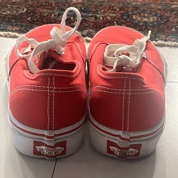 Vans Red Sneakers Barely Worn Men Size 5 Women Size 6.5 - Picture 2 of 7